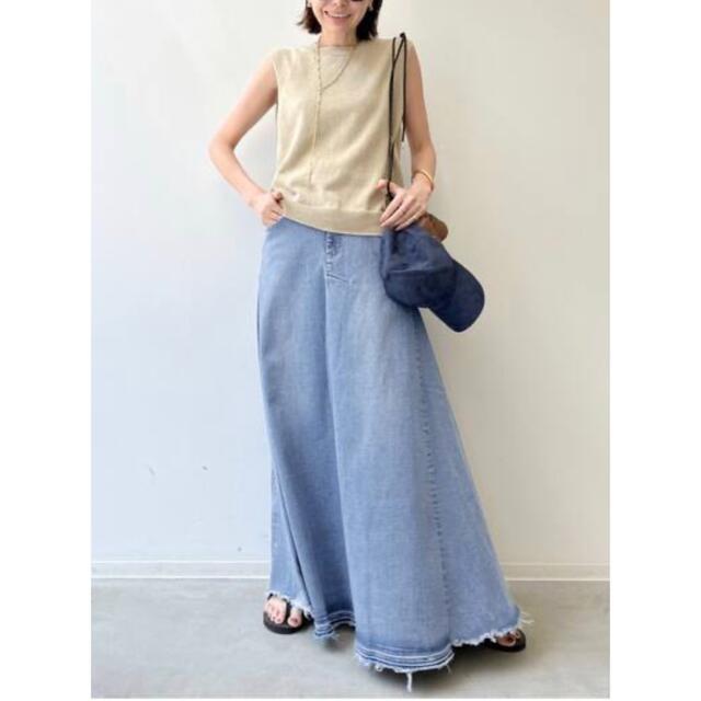 L'Appartement DEUXIEME CLASSE(アパルトモンドゥーズィエムクラス)のGOOD GRIEF DENIM VOLUME FLARE SKIRT 本日限定 レディースのスカート(ロングスカート)の商品写真