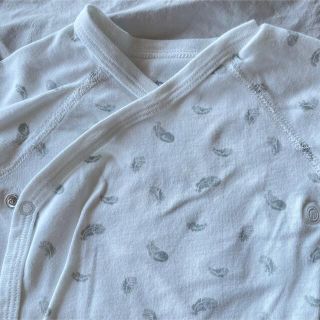 プチバトー(PETIT BATEAU)のPETIT BATEAU プチバトー 半袖ロンパース 6M 67cm(ロンパース)