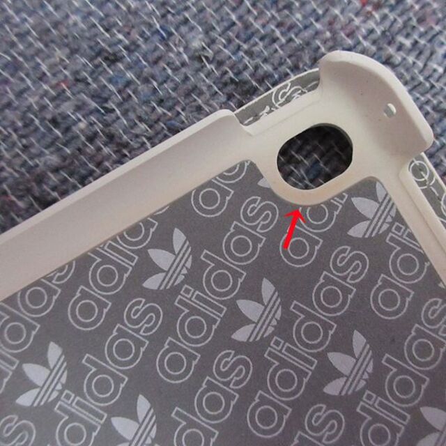 adidas(アディダス)の訳アリ・未使用 adidas アディダス iPad Air スタンドケース スマホ/家電/カメラのスマホアクセサリー(iPadケース)の商品写真
