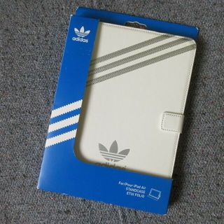 アディダス(adidas)の訳アリ・未使用 adidas アディダス iPad Air スタンドケース(iPadケース)