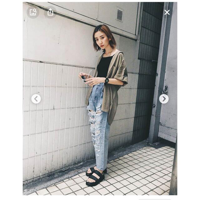 moussy(マウジー)のMOUSSY/RIPPED WIDE STRAIGHTデニム/美品/24 レディースのパンツ(デニム/ジーンズ)の商品写真