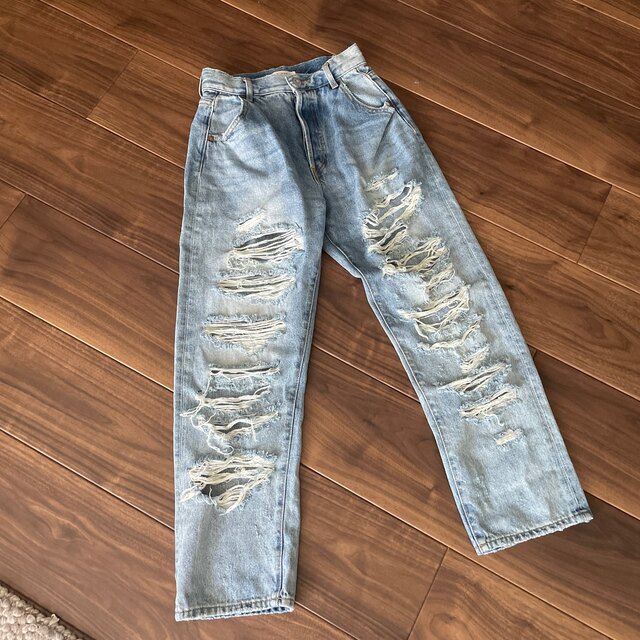 moussy(マウジー)のMOUSSY/RIPPED WIDE STRAIGHTデニム/美品/24 レディースのパンツ(デニム/ジーンズ)の商品写真