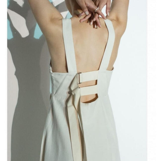 7/4までLEINWANDE Belted Linen Dress 7/4までLEINWANDE Belted Linen Dress