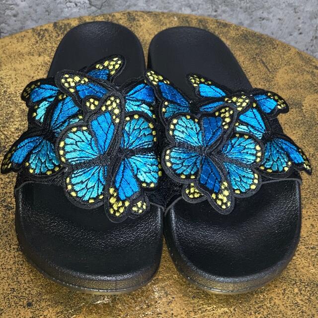 蝶々　ブルー　サンダル レディースの靴/シューズ(サンダル)の商品写真