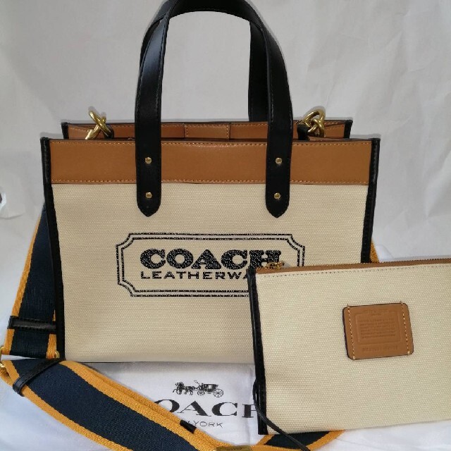 COACH(コーチ)のコーチCOACHトートバッグ 新品未使用　正規品 レディースのバッグ(トートバッグ)の商品写真