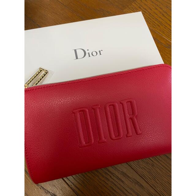 Dior(ディオール)のディオール　ノベルティー　レッドポーチ レディースのファッション小物(ポーチ)の商品写真