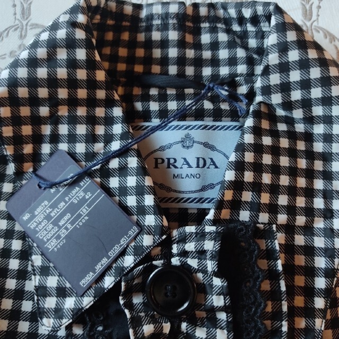PRADA(プラダ)のプラダ　ギンガムチェック トレンチコート サイズ42 レディースのジャケット/アウター(トレンチコート)の商品写真