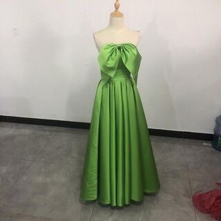 グリーン  リボン ロングトレーン 編み上げ ロング プリーツスカート /音楽会(ウェディングドレス)