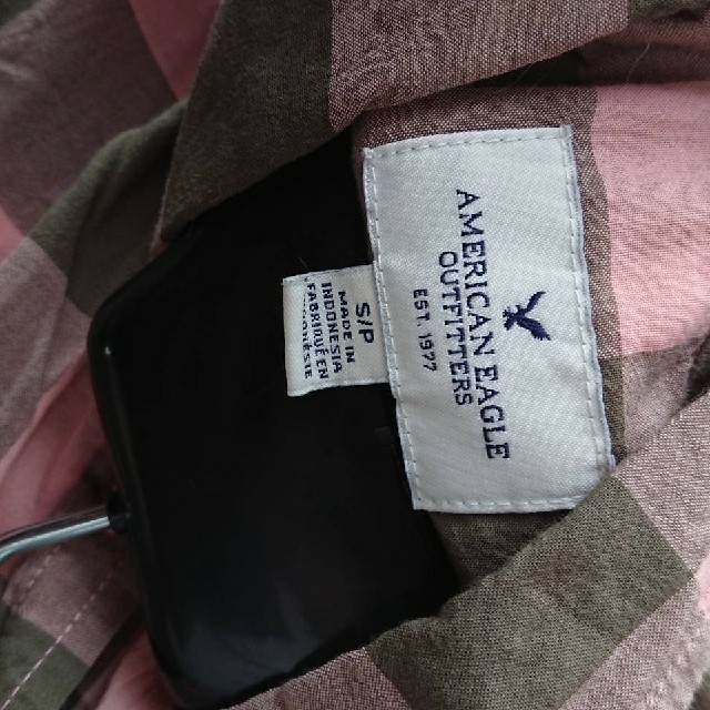 American Eagle(アメリカンイーグル)の美品！AMERICANEAGLEOUTFITTERS☆チェック薄手シャツ☆ レディースのトップス(シャツ/ブラウス(長袖/七分))の商品写真