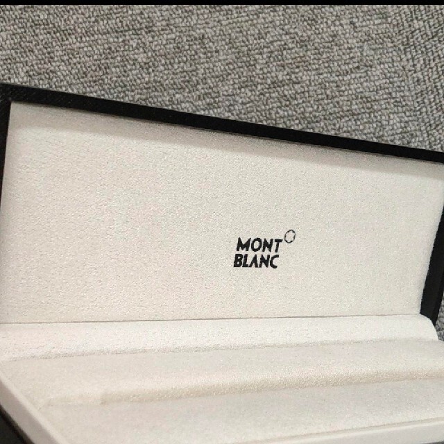 MONT BLANC 万年筆ケース 2