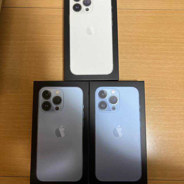 iPhone 13pro128×3台　　13 pro256×3台
