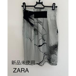 ザラ(ZARA)の未使用♦ZARA シルク総柄スカート(ひざ丈スカート)