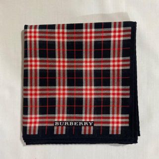 バーバリー(BURBERRY)のバーバリー　ハンカチ　未使用品　ブラック　レッドチェック　#1928(ハンカチ)