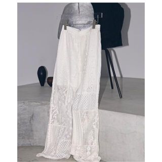 トゥデイフル(TODAYFUL)のPatchwork Lace Pants(カジュアルパンツ)