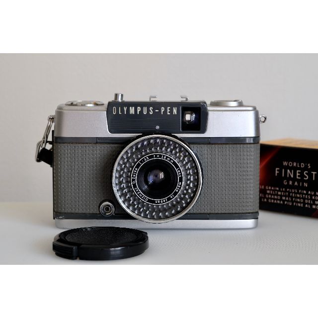 RT-225メーカー名Olympus Pen EE-2　完動美品・試写済