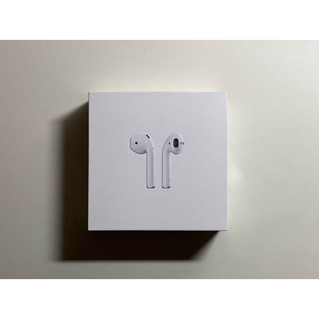 Apple(アップル)の【美品】純正 Air Pods エアポッズ (第2世代) スマホ/家電/カメラのオーディオ機器(ヘッドフォン/イヤフォン)の商品写真