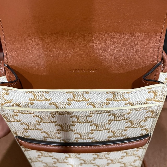 celine(セリーヌ)のceline モバイルポーチ レディースのバッグ(ショルダーバッグ)の商品写真