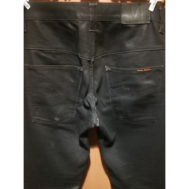 Nudie Jeans(ヌーディジーンズ)のNuedie THIN FINN　コーティング　ストレッチ　ブラックデニム メンズのパンツ(デニム/ジーンズ)の商品写真