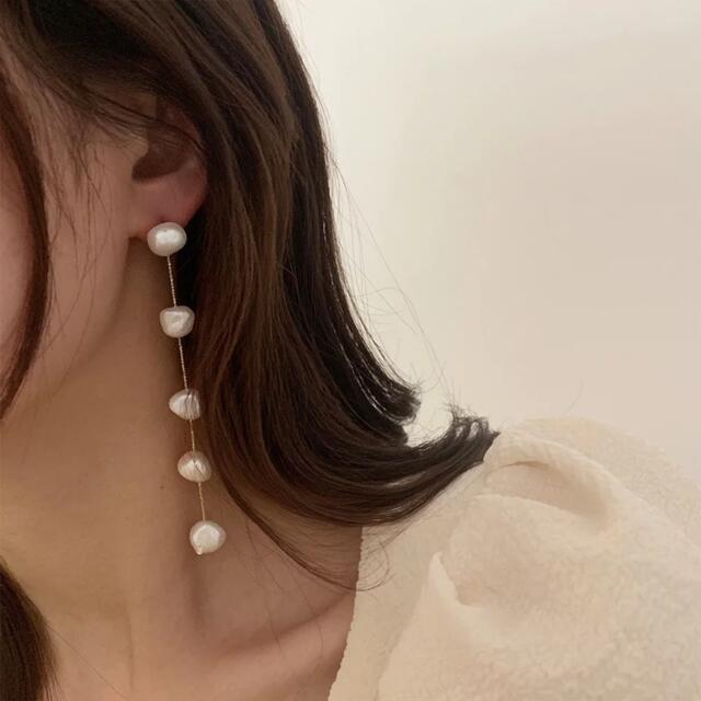 GRACE CONTINENTAL(グレースコンチネンタル)の淡水パール　ロングピアス　イヤリング　seventen chesty zara レディースのアクセサリー(ピアス)の商品写真