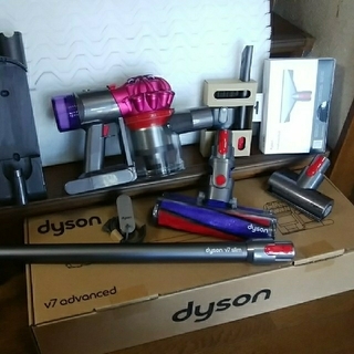 ダイソン(Dyson)のSV37 dyson v7 fluffy ショートパイプslim仕様(掃除機)