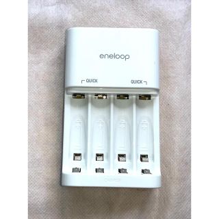 サンヨー(SANYO)の充電器 エネループ(バッテリー/充電器)