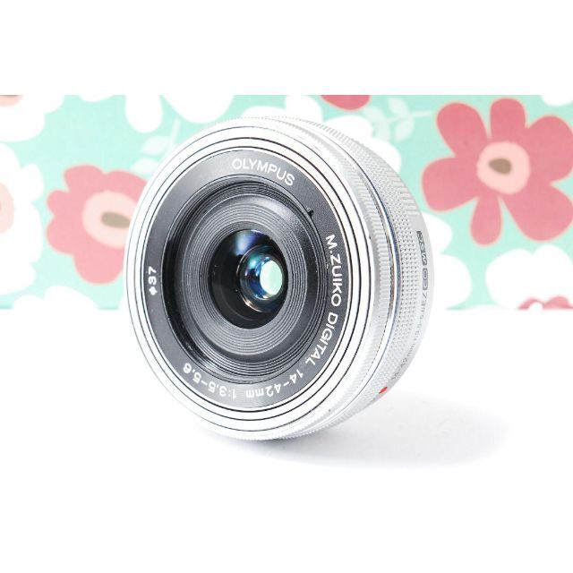 OLYMPUS(オリンパス)の❤電動ズーム❤️オリンパス 14-42mm EZ❤パンケーキレンズ❤大人気❤ スマホ/家電/カメラのカメラ(ミラーレス一眼)の商品写真