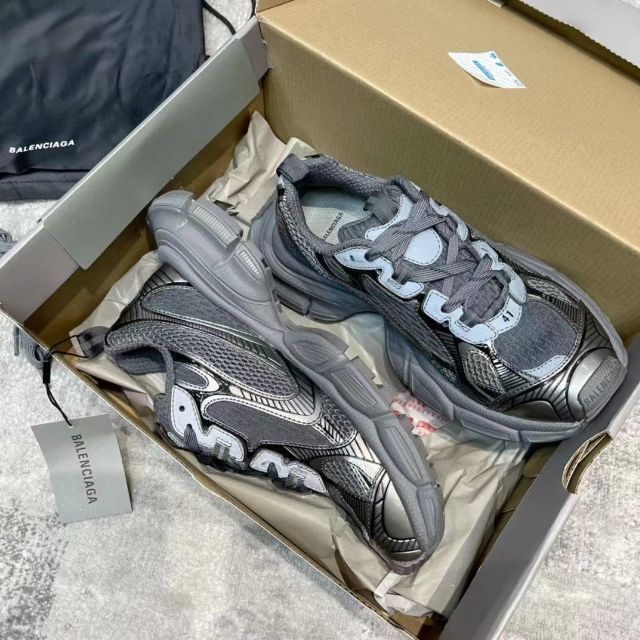 【新品】 Balenciaga - BALENCIAGA 3xl 41 新品 未使用 スニーカー