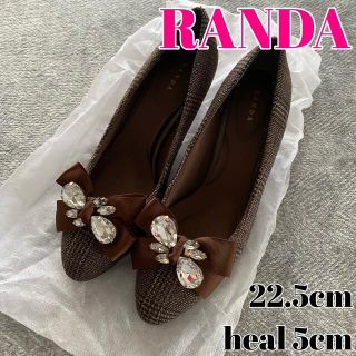 ランダ(RANDA)のランダ　パンプス　チェック　ブラウン　リボン　ビジュー　美品(ハイヒール/パンプス)