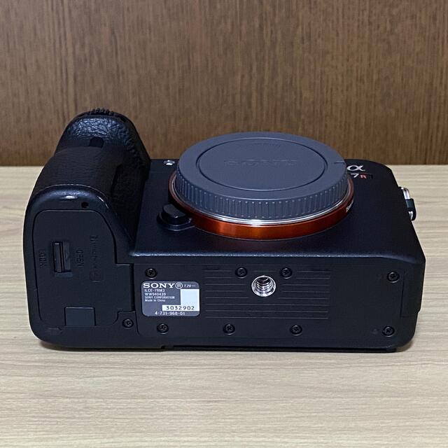 SONY(ソニー)のSony α7RIII ショット数わずか3000 スマホ/家電/カメラのカメラ(ミラーレス一眼)の商品写真