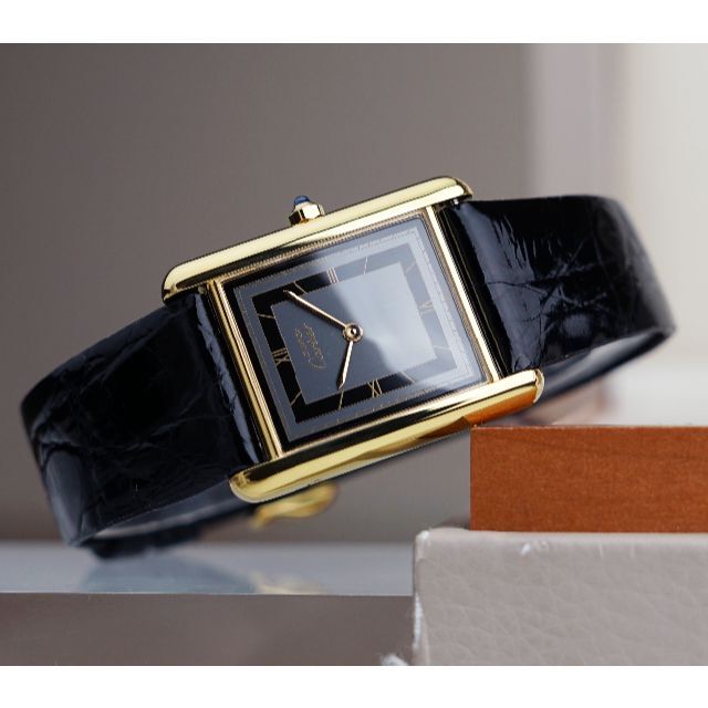 大量入荷 タンク マスト カルティエ 美品 - Cartier グレー Cartier LM ローマン 腕時計(アナログ) 2