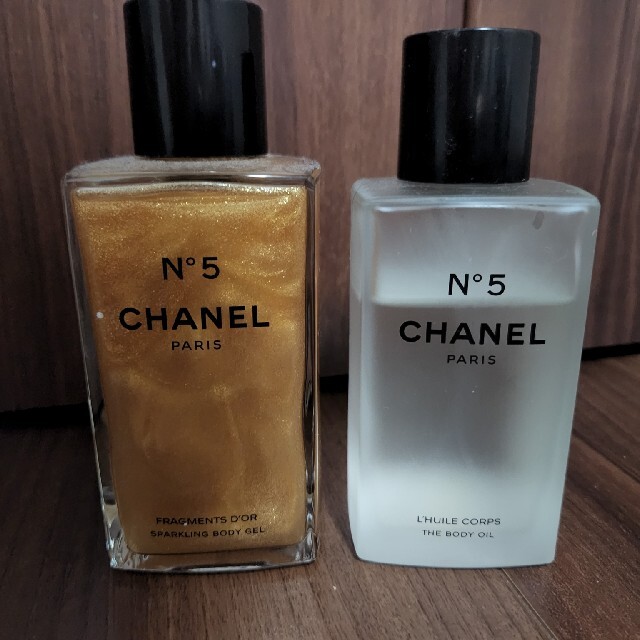 CHANEL(シャネル)のシャネル NO.5 ジェルパフュームⓂ様 コスメ/美容のボディケア(ボディオイル)の商品写真