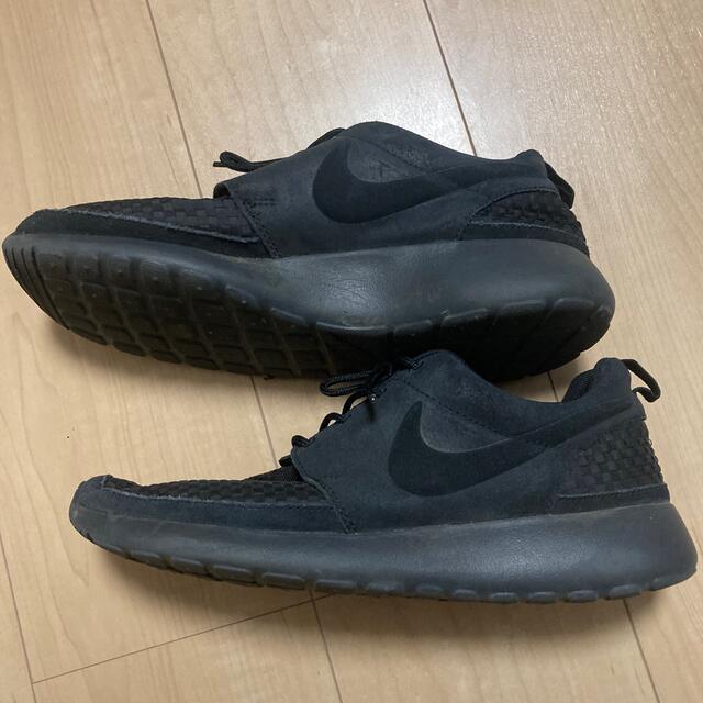 NIKE(ナイキ)のNIKE ROSHERUN WVN 26cm メンズの靴/シューズ(スニーカー)の商品写真