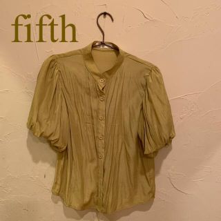 フィフス(fifth)のfifth イエローブラウス(シャツ/ブラウス(半袖/袖なし))