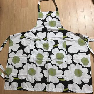 マリメッコ(marimekko)のマリメッコエプロン(収納/キッチン雑貨)