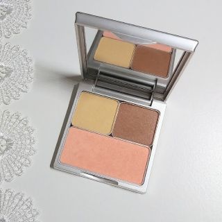 shu uemura チークカラーパレット