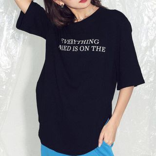 アナップ(ANAP)のアナップ　Tシャツ ラウンドカット　新品未使用　タグ付き(Tシャツ(半袖/袖なし))