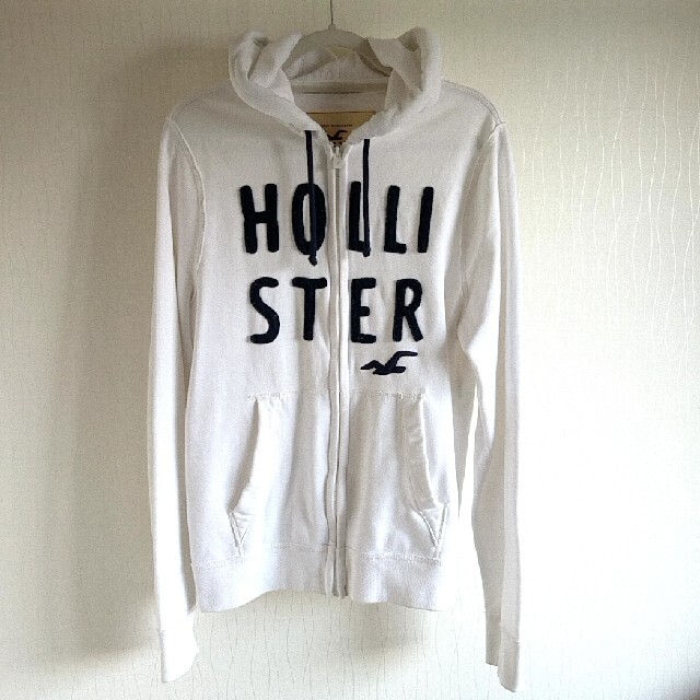 Hollister(ホリスター)のホリスター XLサイズ 白 パーカー メンズのトップス(パーカー)の商品写真