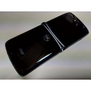 razr 5G 8GB/256GB ポリッシュグラファイト PAJR0005JP