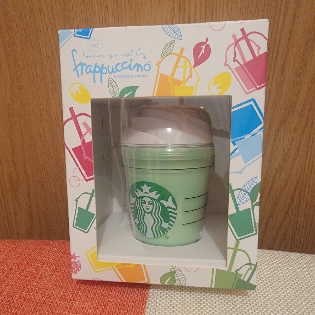 Starbucks Coffee(スターバックスコーヒー)のスタバ 充電器 グリーン スマホ/家電/カメラのスマートフォン/携帯電話(その他)の商品写真