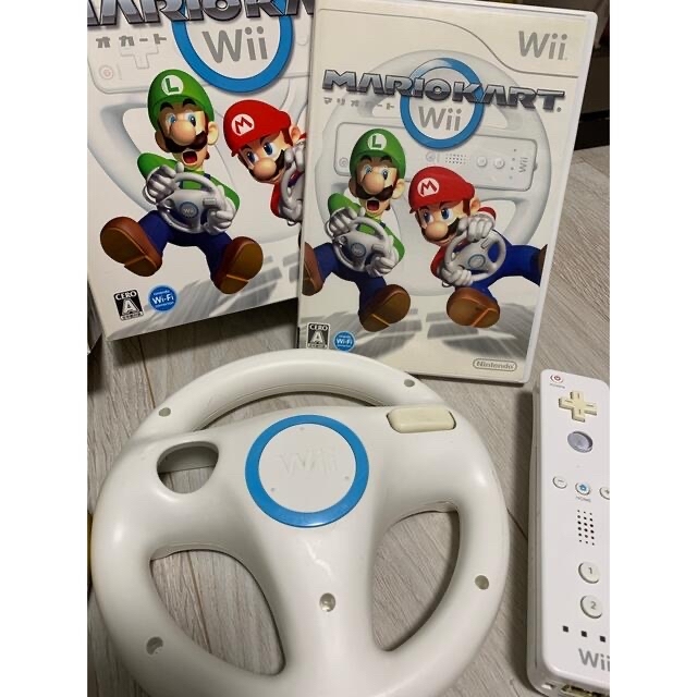 Wii(ウィー)のwii マリオカート エンタメ/ホビーのゲームソフト/ゲーム機本体(家庭用ゲームソフト)の商品写真