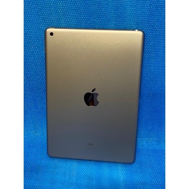 【未使用品】iPad 第8世代 Wi-Fi 32GB ゴールド MYLC2J/A 3