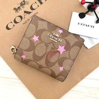 コーチ(COACH)の超最新作‼︎新品 COACH コーチ 折り財布 スター カーキ(財布)