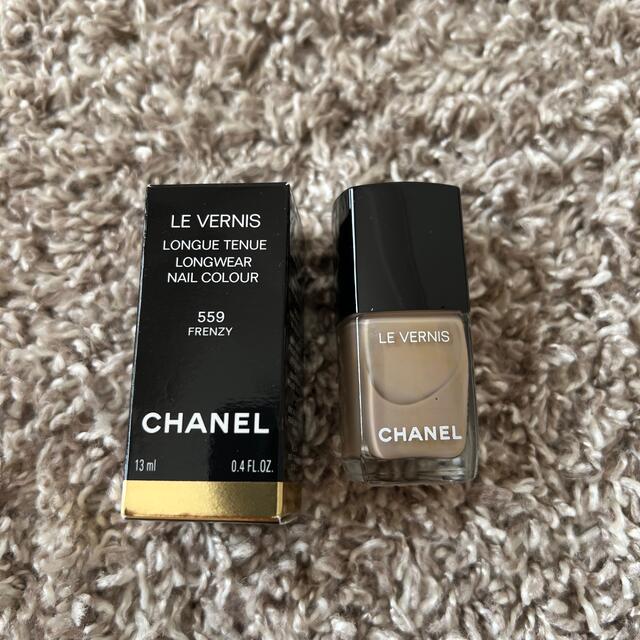 CHANEL(シャネル)のCHANEL ヴェルニロングトゥニュ589フレンジー コスメ/美容のネイル(マニキュア)の商品写真