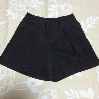 ケービーエフ(KBF)のKBF ショートパンツ キュロットパンツ フリーサイズ 黒(ショートパンツ)