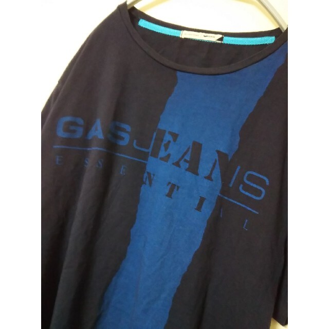 GAS(ガス)のGAS STREET STYLE ツートンカラーデカロゴワイルドネイビーTシャツ メンズのトップス(Tシャツ/カットソー(半袖/袖なし))の商品写真