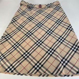 バーバリーブルーレーベル(BURBERRY BLUE LABEL)の【美品】バーバリーブルーレーベル　ノバチェックスカート　ナイト刻印入りベルト付(ひざ丈スカート)