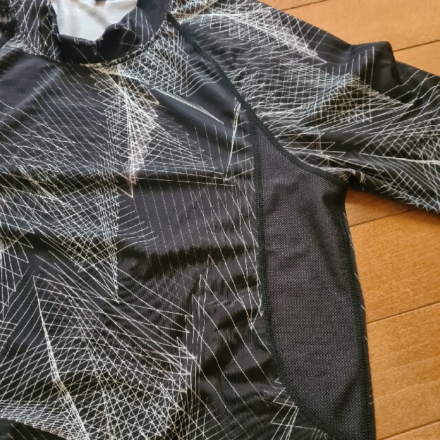 WALKMAN(ウォークマン)の未使用  ワークマン  冷感  Tシャツ  半袖  トップス L  インナー メンズのトップス(Tシャツ/カットソー(半袖/袖なし))の商品写真