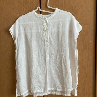 ムジルシリョウヒン(MUJI (無印良品))のリネン　フレンチスリーブ　ブラウス(シャツ/ブラウス(半袖/袖なし))