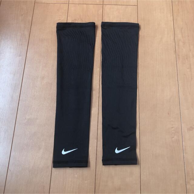 NIKE(ナイキ)の☆ ナイキ NIKE　アームカバー アームスリーブ　2枚組　S/M スポーツ/アウトドアのトレーニング/エクササイズ(トレーニング用品)の商品写真