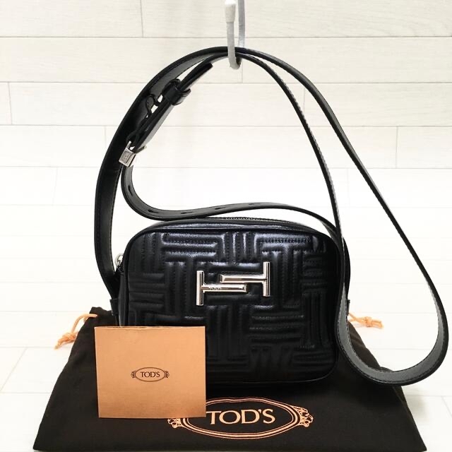 TOD☆美品・保存袋付☆ TOD’S ダブルT キルティング ショルダーバッグ